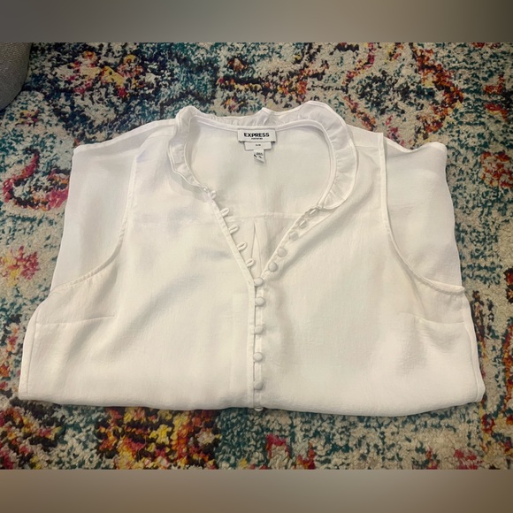 White ruffled button up tank top from Express- size M - Picture 5 of 6